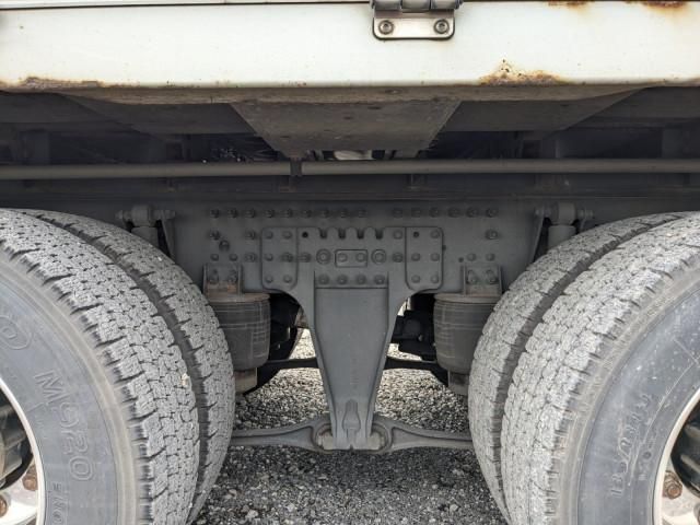 NISSAN DIESEL Quon 2018