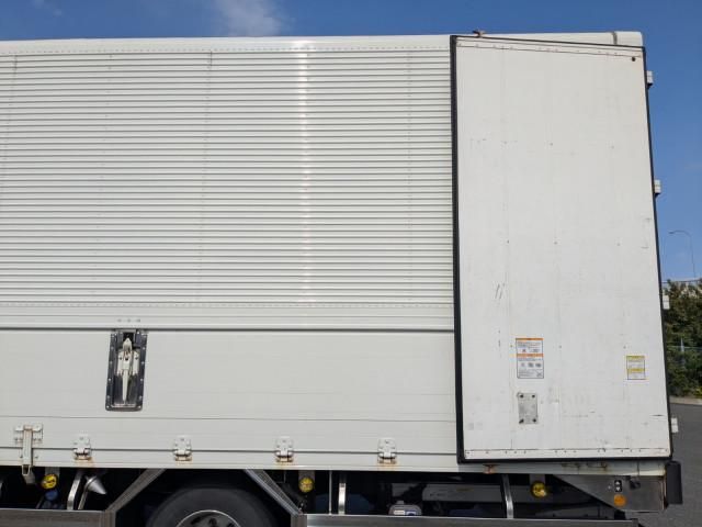 MITSUBISHI FUSOU FIGHTER 2018