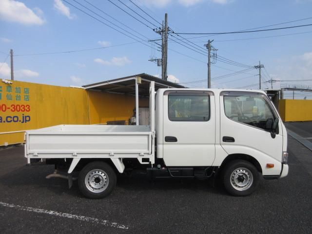 TOYOTA DYNA 2017