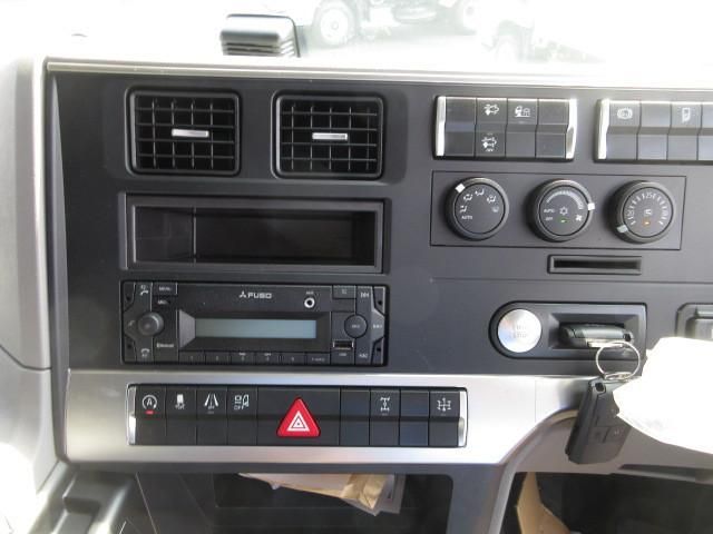 MITSUBISHI FUSOU SUPER GREAT 2024