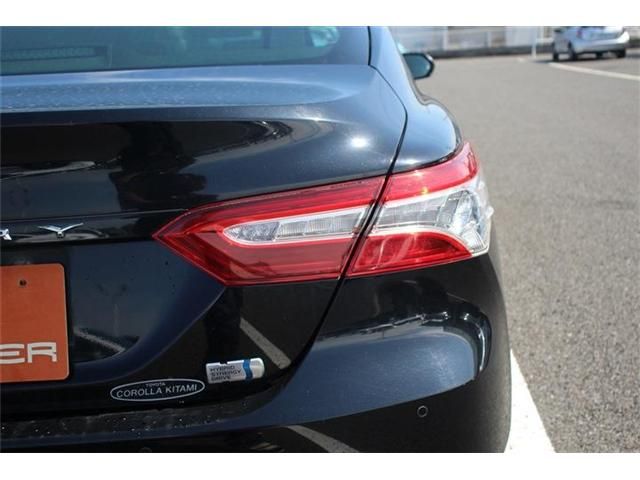 TOYOTA CAMRY HYBRID 2017