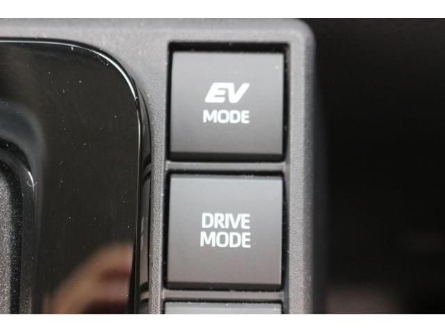 TOYOTA SIENTA HYBRID 2024