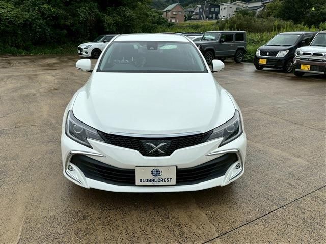 TOYOTA MARK X 2019