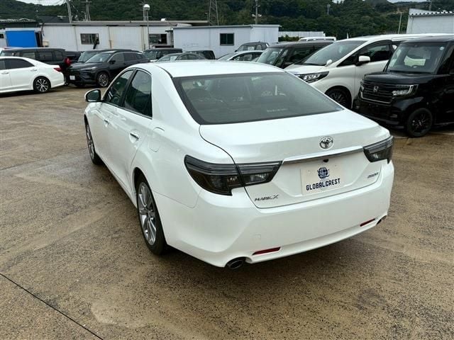 TOYOTA MARK X 2019