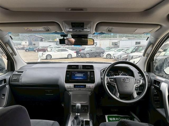 TOYOTA LANDCRUISER PRADO 2022