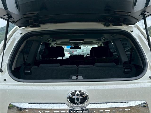 TOYOTA LANDCRUISER PRADO 2022