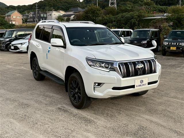 TOYOTA LANDCRUISER PRADO 2022