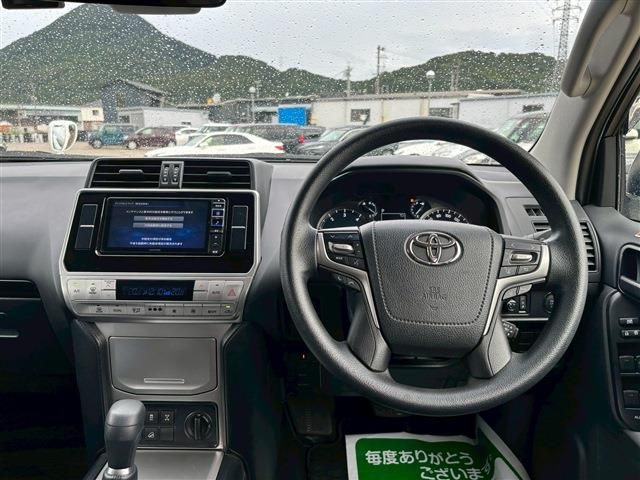 TOYOTA LANDCRUISER PRADO 2022