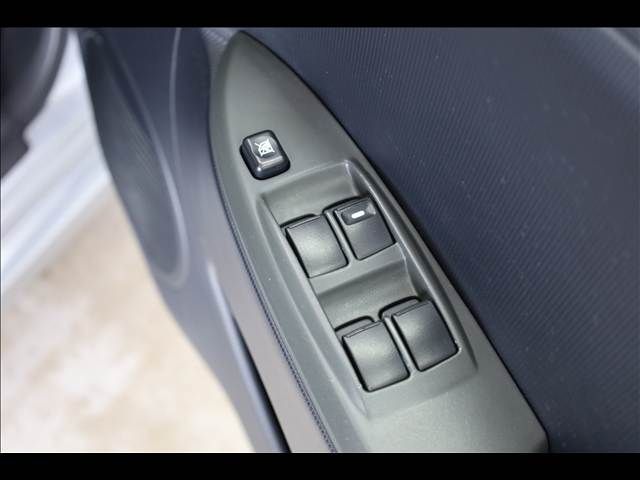 MITSUBISHI i-MiEV 2014