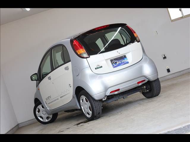 MITSUBISHI i-MiEV 2014