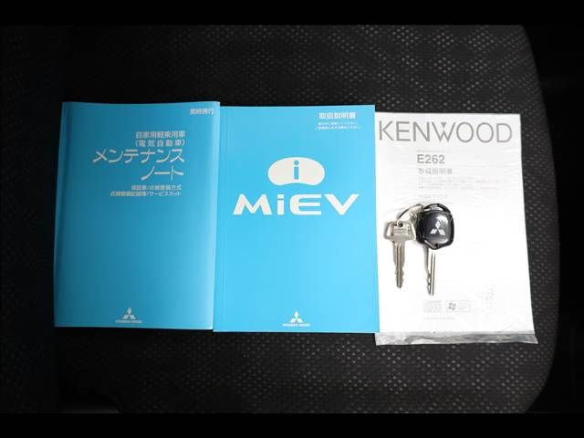 MITSUBISHI i-MiEV 2014