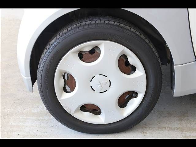 MITSUBISHI i-MiEV 2014