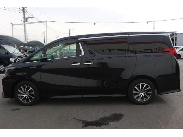 TOYOTA ALPHARD hybrid 4WD 2017
