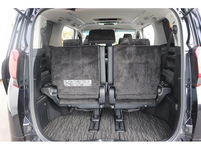 TOYOTA ALPHARD hybrid 4WD 2017