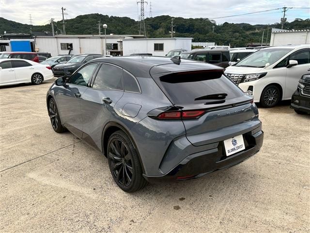 TOYOTA CROWN SPORT 2024