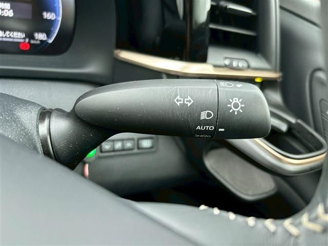 TOYOTA CROWN SPORT 2024