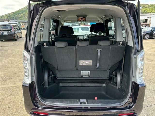 HONDA STEPWAGON SPADA 2012