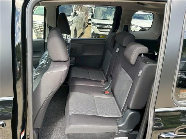 TOYOTA SIENTA HYBRID 2025