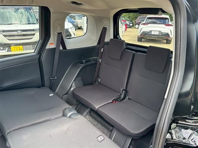 TOYOTA SIENTA HYBRID 2025