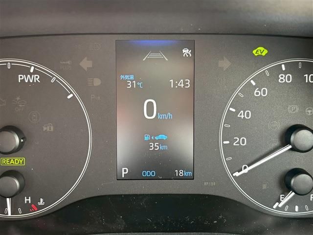 TOYOTA SIENTA HYBRID 2025