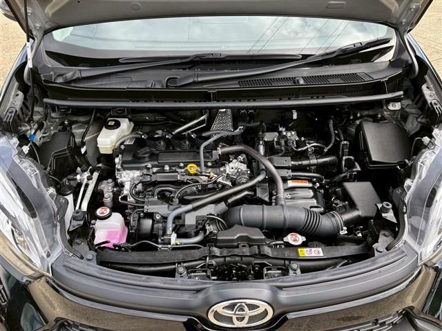 TOYOTA SIENTA HYBRID 2025