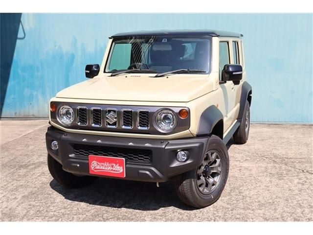 SUZUKI JIMNY NOMADE 2025