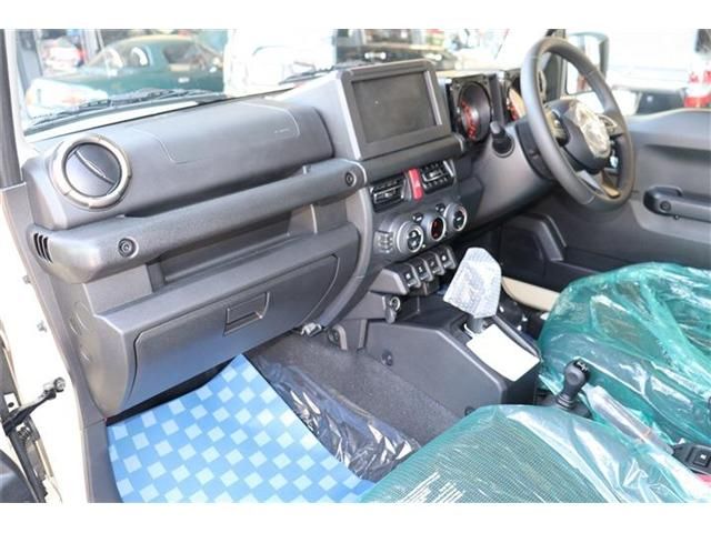 SUZUKI JIMNY NOMADE 2025