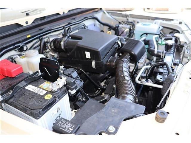 SUZUKI JIMNY NOMADE 2025