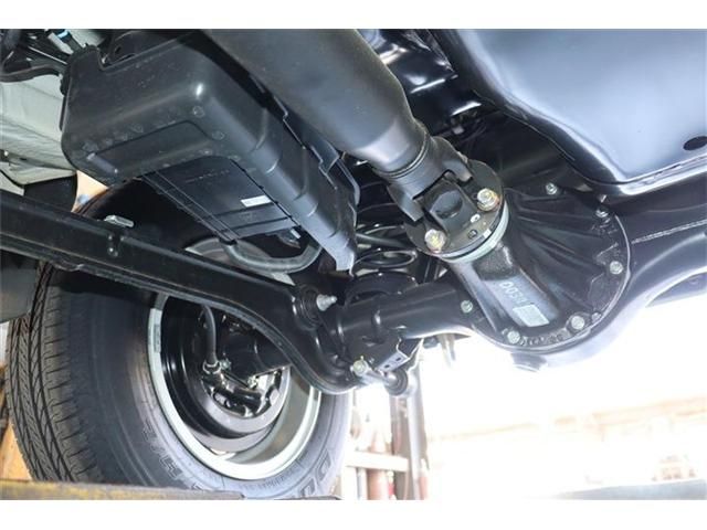 SUZUKI JIMNY NOMADE 2025