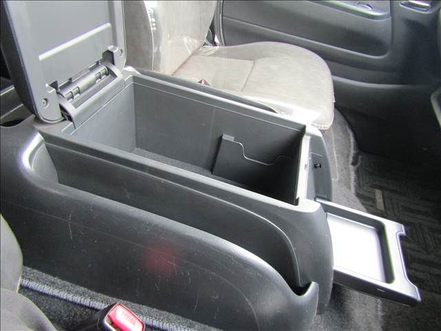 TOYOTA HIACE wagon 2014