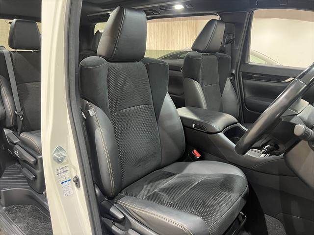 TOYOTA ALPHARD hybrid 4WD 2020