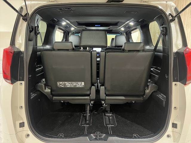 TOYOTA ALPHARD hybrid 4WD 2020