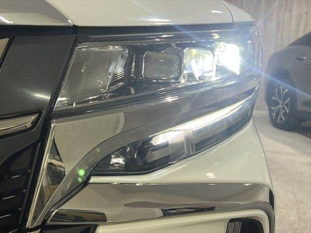 TOYOTA ALPHARD hybrid 4WD 2020
