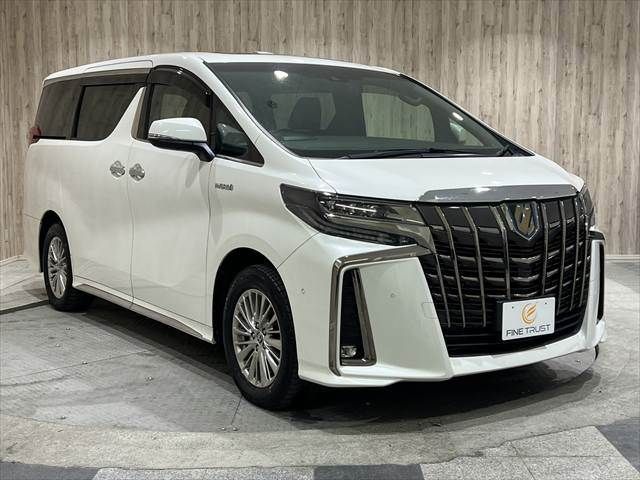 TOYOTA ALPHARD hybrid 4WD 2020
