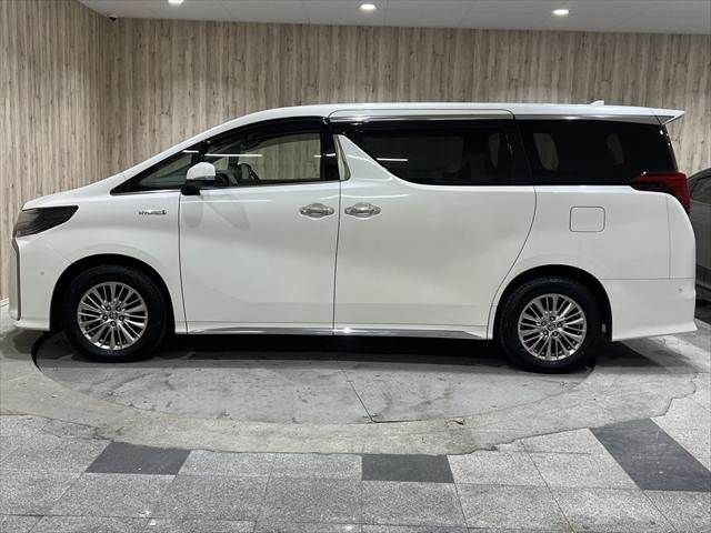 TOYOTA ALPHARD hybrid 4WD 2020