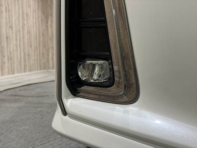 TOYOTA ALPHARD hybrid 4WD 2020