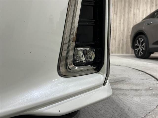 TOYOTA ALPHARD hybrid 4WD 2020