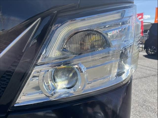 NISSAN NV350 CARAVAN 2017