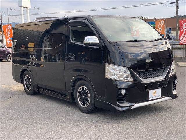 NISSAN NV350 CARAVAN 2017