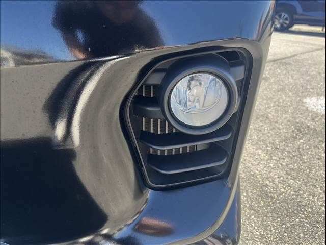 NISSAN NV350 CARAVAN 2017