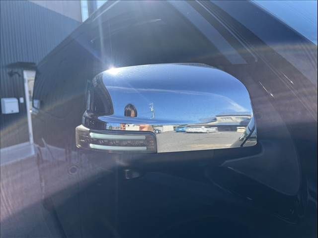 NISSAN NV350 CARAVAN 2017