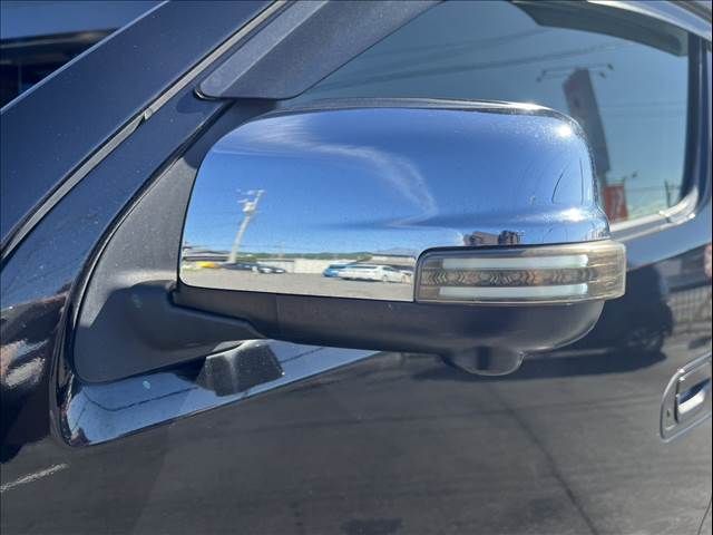 NISSAN NV350 CARAVAN 2017