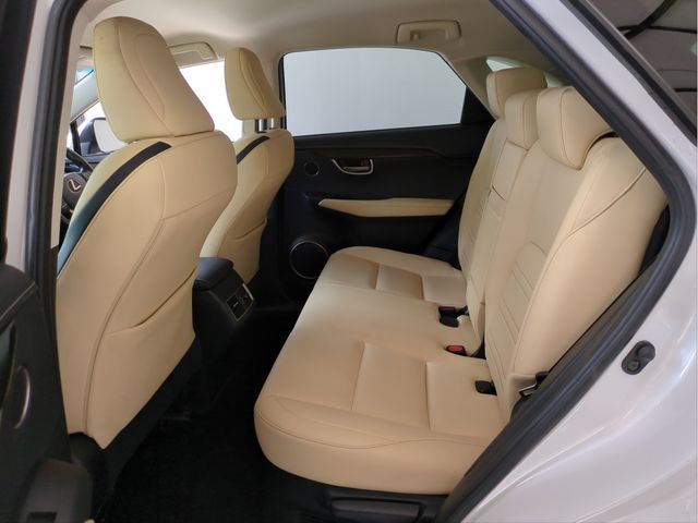 TOYOTA LEXUS NX200t 2016