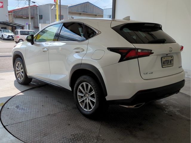 TOYOTA LEXUS NX200t 2016