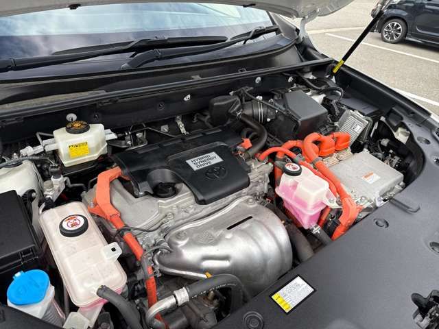 TOYOTA HARRIER 4WD 2016