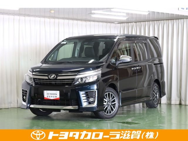 TOYOTA VOXY 2017
