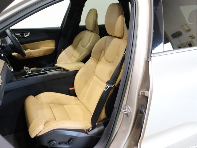 VOLVO VOLVO XC60 2022