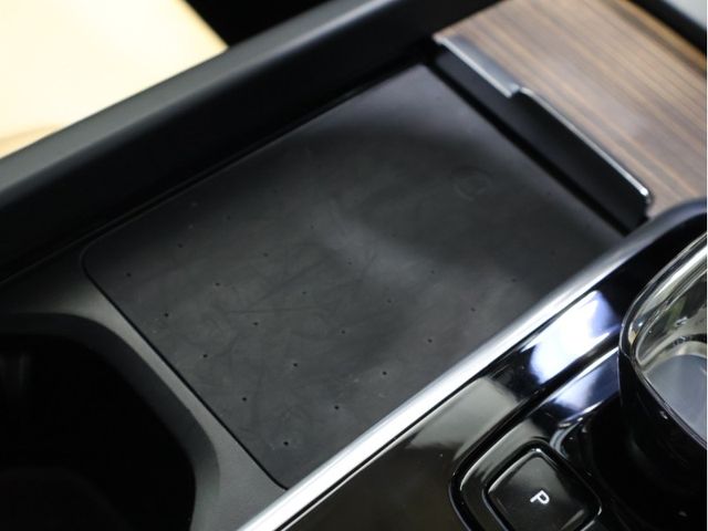 VOLVO VOLVO XC60 2022