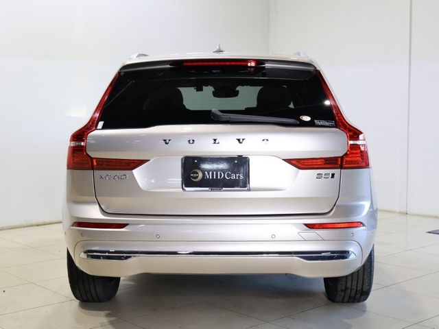 VOLVO VOLVO XC60 2022