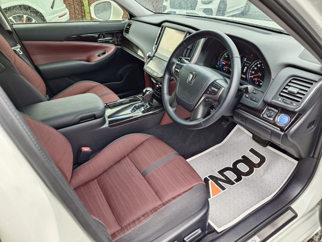 TOYOTA CROWN sedan hybrid 2017